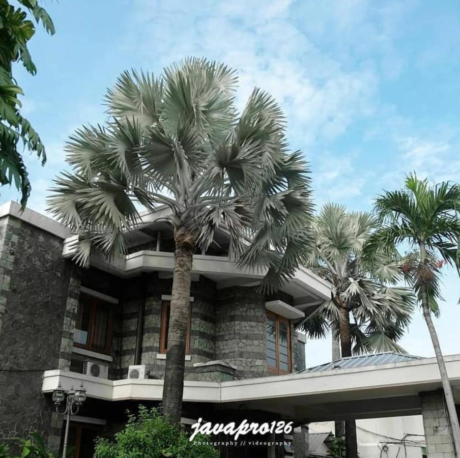 Arimbi Pejaten Suites Jakarta Luaran gambar