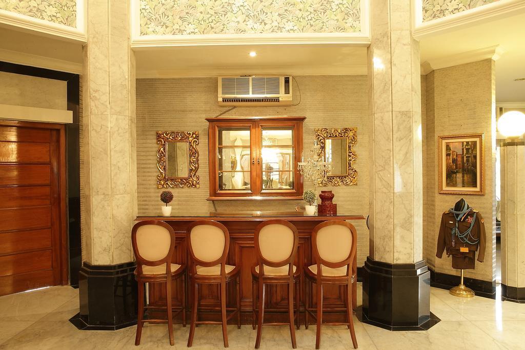 Arimbi Pejaten Suites Jakarta Luaran gambar
