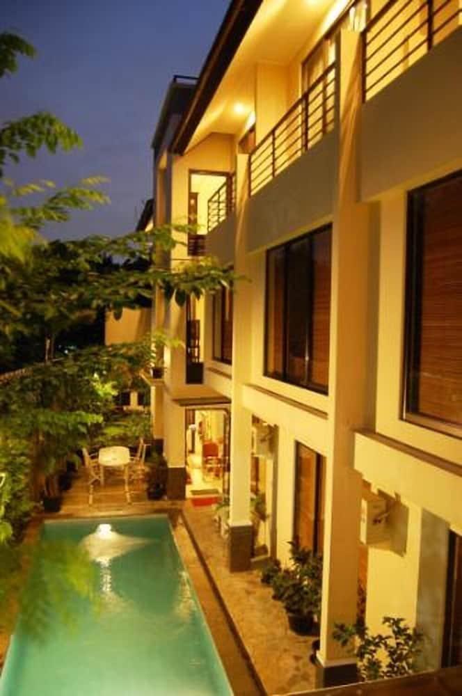 Arimbi Pejaten Suites Jakarta Luaran gambar