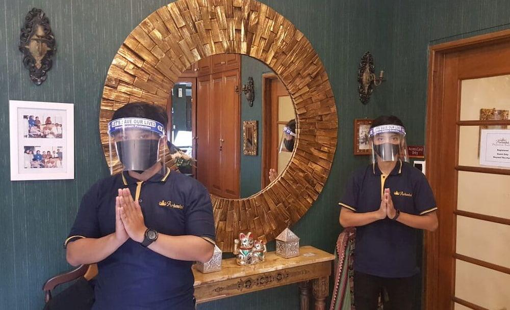 Arimbi Pejaten Suites Jakarta Luaran gambar