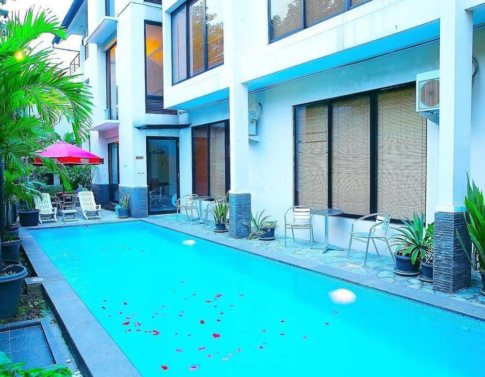 Arimbi Pejaten Suites Jakarta Luaran gambar