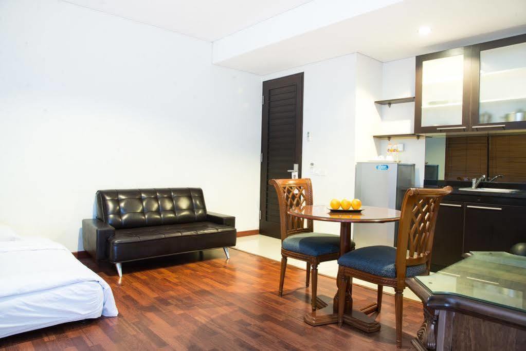 Arimbi Pejaten Suites Jakarta Luaran gambar